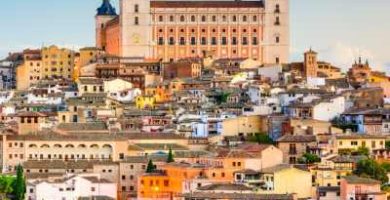 En Urgencias Cerrajeros, sabemos lo importante que es contar con un servicio de cerrajeros 24 horas en Toledo que esté disponible en cualquier momento del día o de la noche.